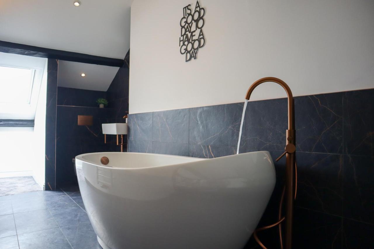 Berry'S Loft - Central Location And Fast Wifi Knaresborough Bagian luar foto
